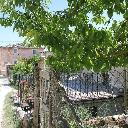 Sotto Il Castello شقة San Pio delle Camere